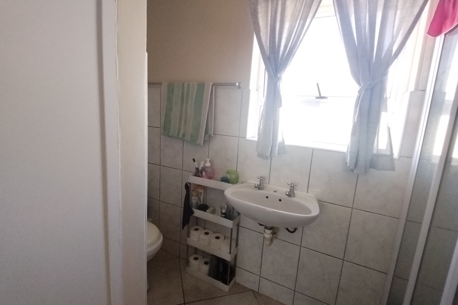 3 Bedroom Property for Sale in Costa Da Gama Western Cape